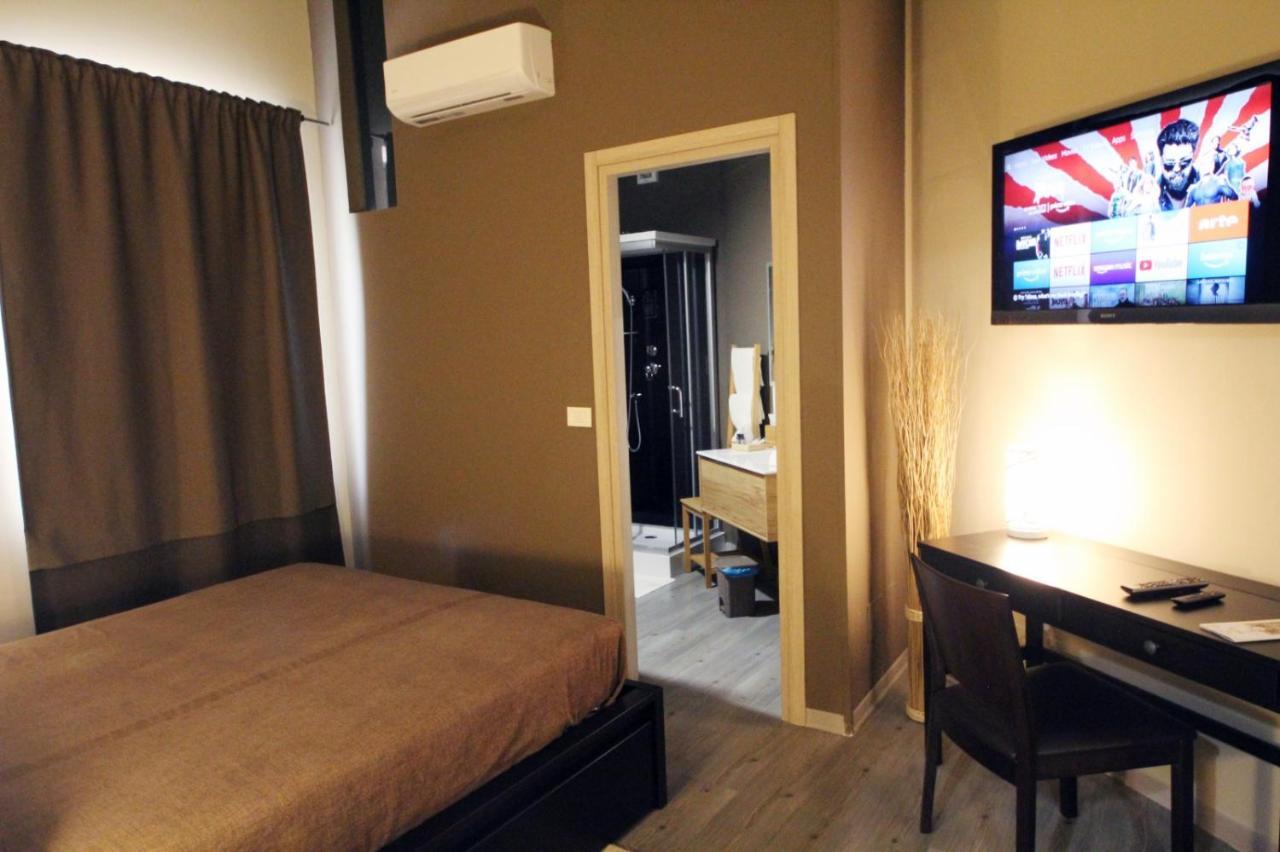 Dimora Nettare Hotel Brindisi Eksteriør billede