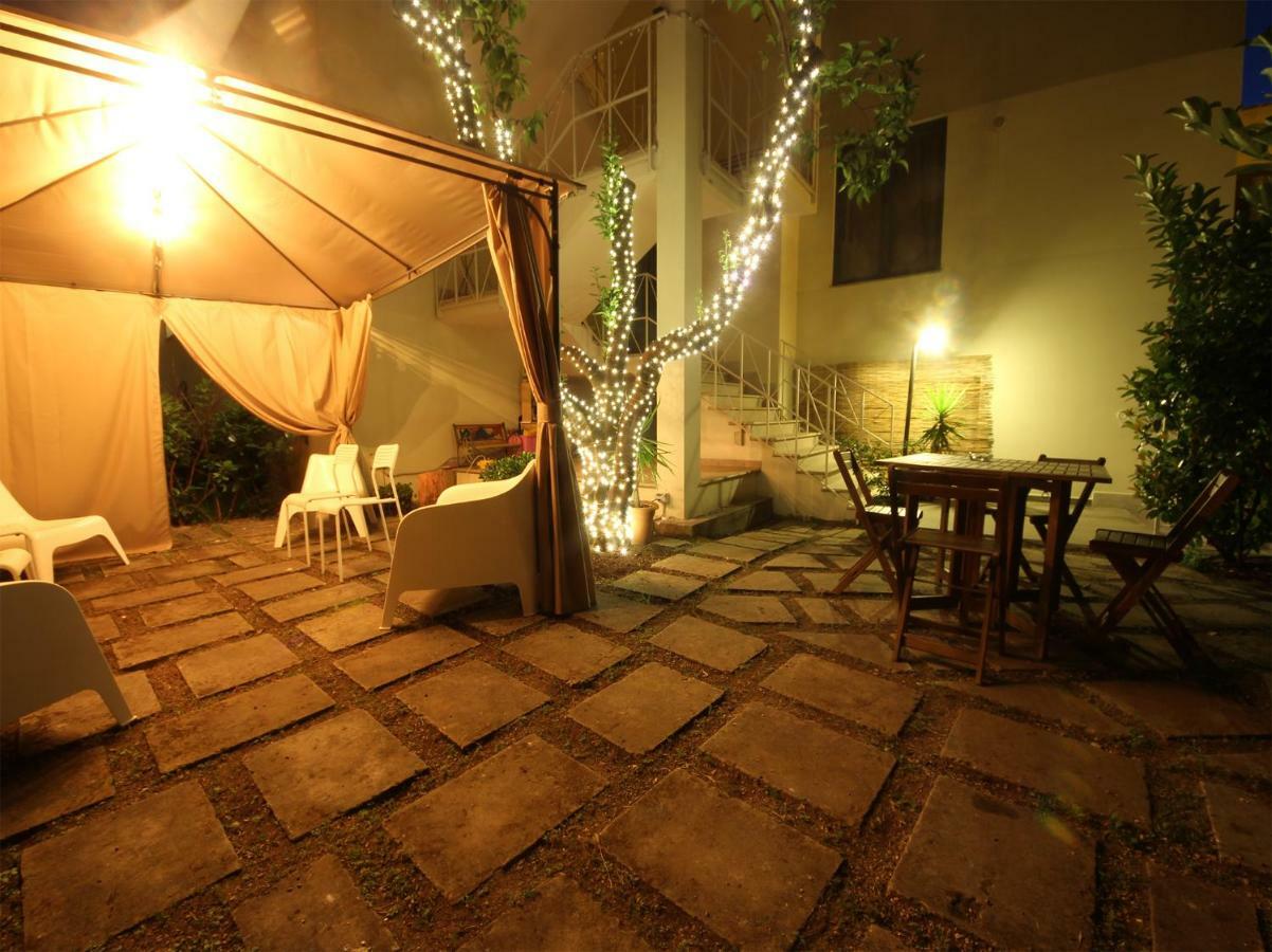 Dimora Nettare Hotel Brindisi Eksteriør billede